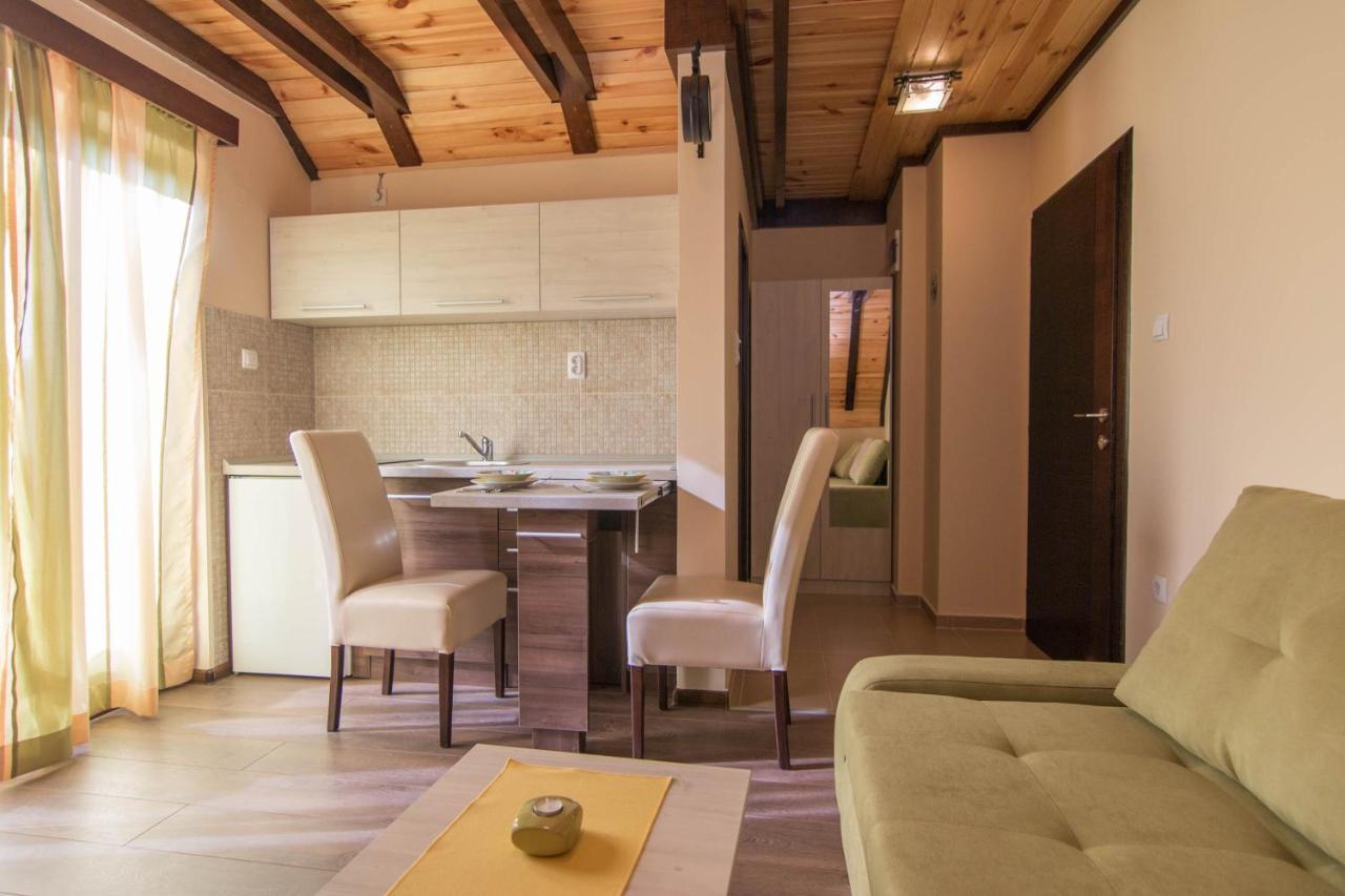 Apartmani Suncani Breg Tara Митровац Экстерьер фото