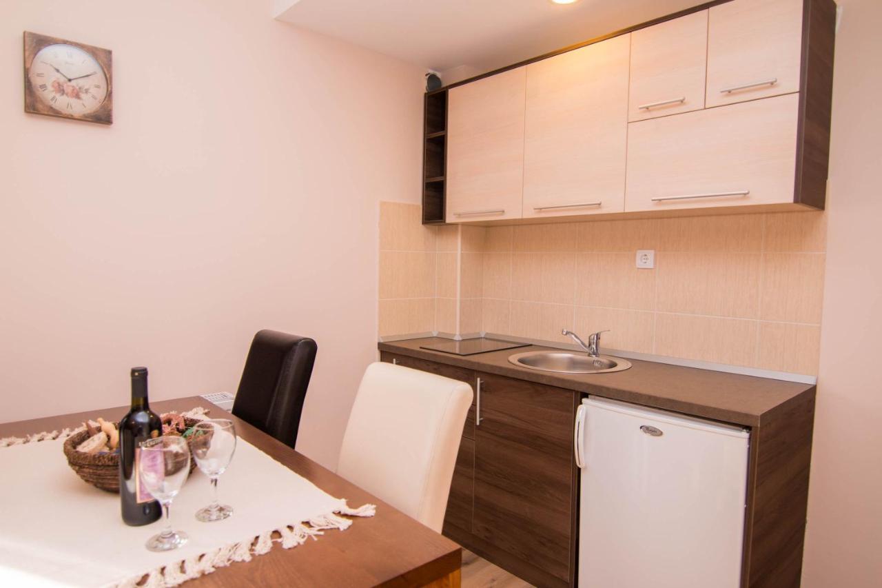 Apartmani Suncani Breg Tara Митровац Экстерьер фото