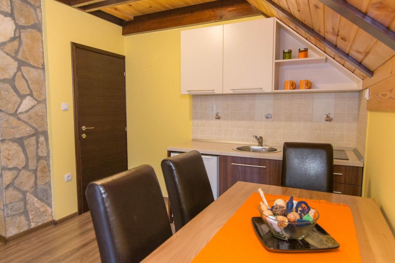 Apartmani Suncani Breg Tara Митровац Экстерьер фото